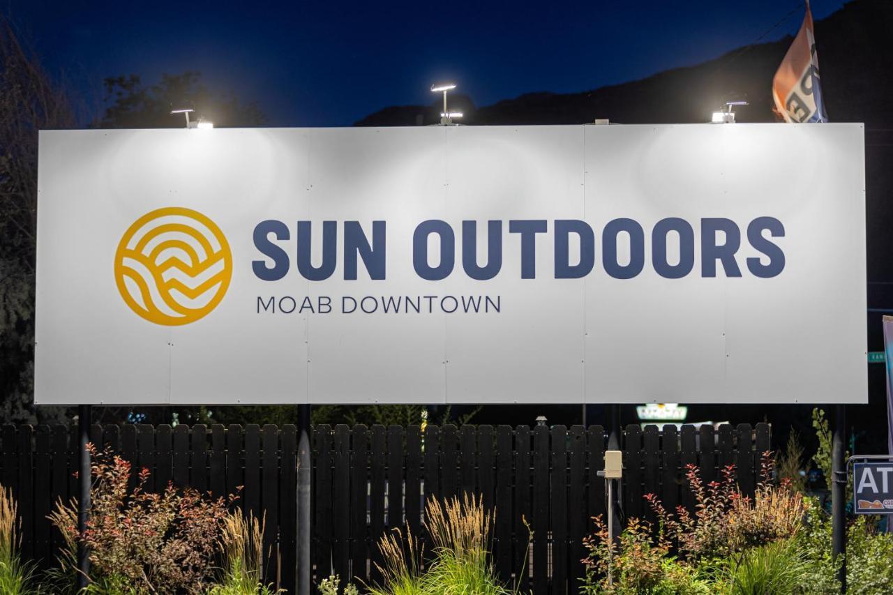 ホテル Sun Outdoors Moab Downtown エクステリア 写真